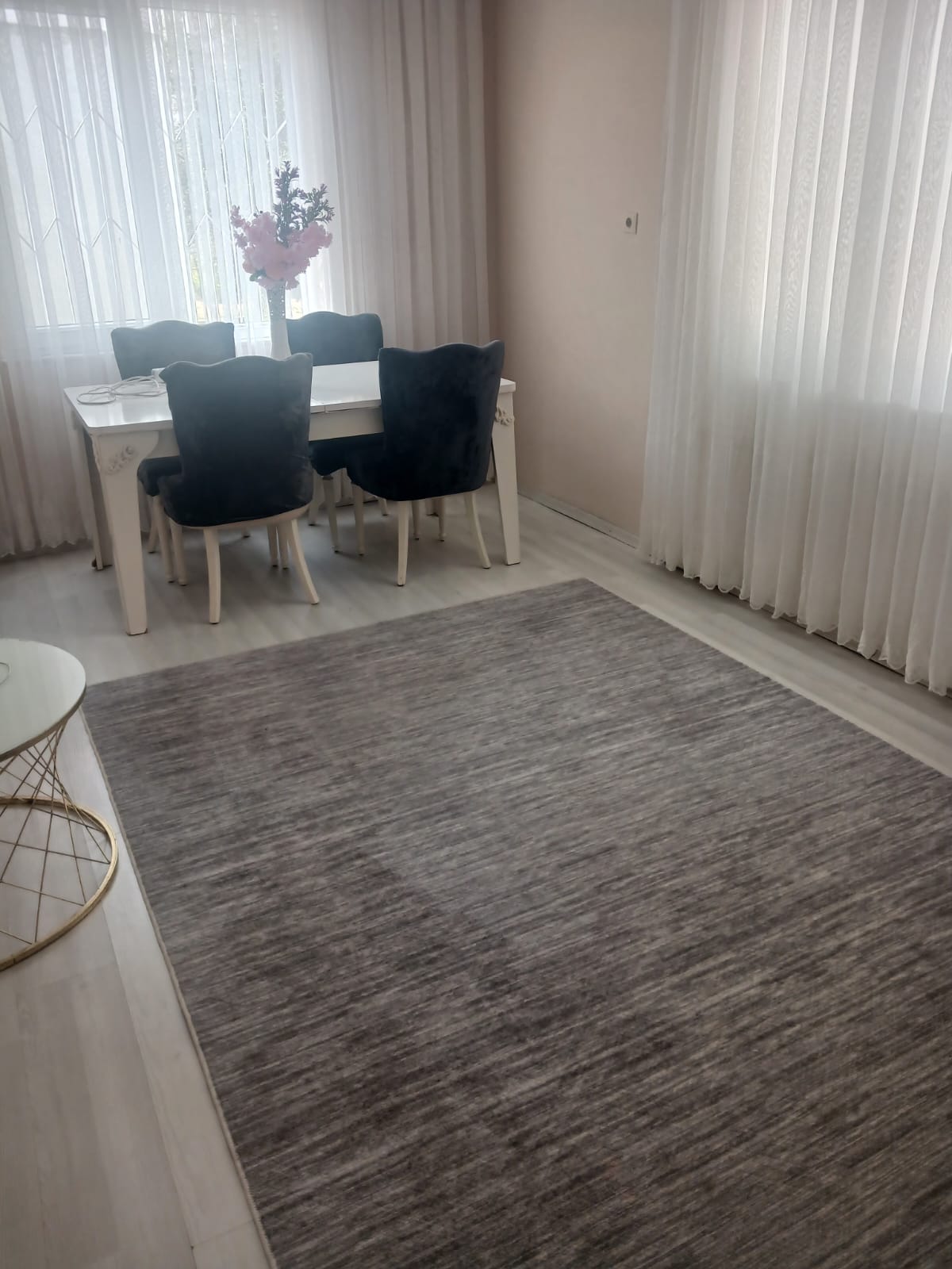 baraj mahallesinde satılık arsa içinde tek katlı 4+1 ev var