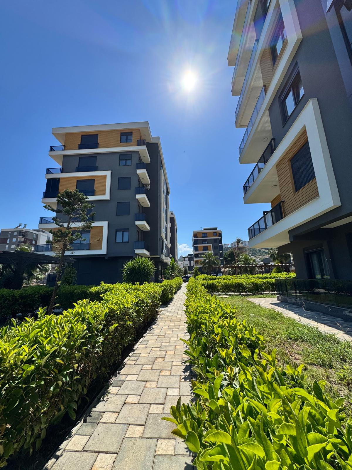 FEVZİ ÇAKMAK MAHALLESİNDE SİTE İÇERİSİNDE FULL KONSEPTLİ 3+1 DAİRE